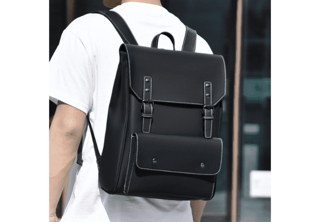 HTDS-S71778 Men's Leather Business Backpack Model Display